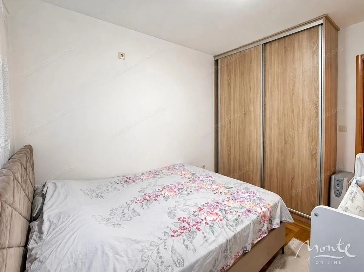 Prodaja, jednosoban stan, 42m², Stari Aerodrom, Podgorica