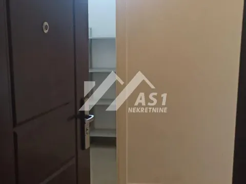 Izdavanje, dvosoban stan, 45m², Sajam, Novi Sad Sve Podlokacije - image 2