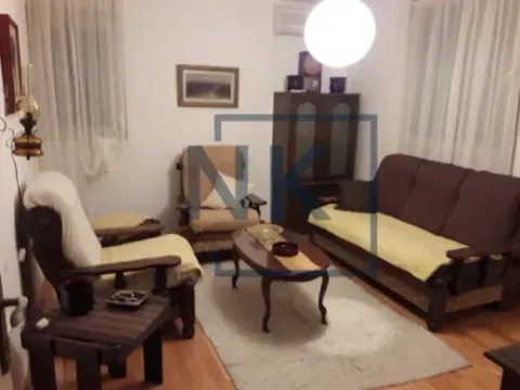 Izdavanje, jednosoban stan, 56m², Blok 5, Podgorica