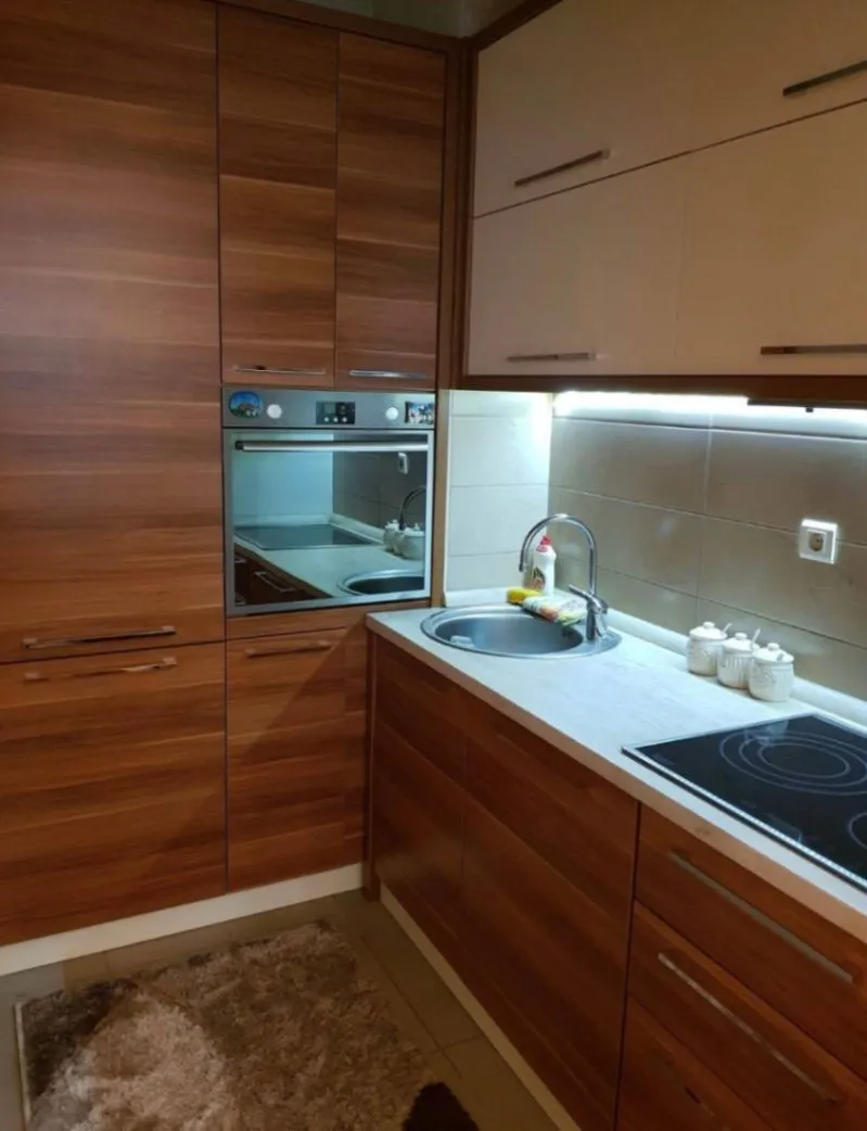 Izdavanje, jednosoban stan, 45m², Centar, Podgorica