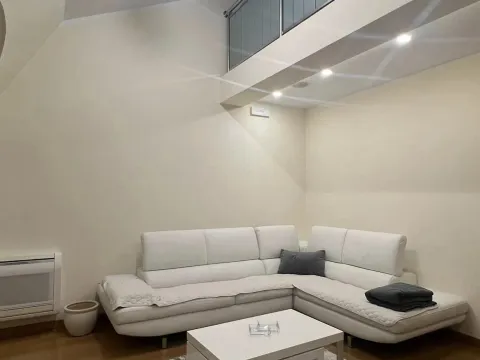 Izdavanje, trosoban stan, 106m², Tivat, Crna Gora - image 13