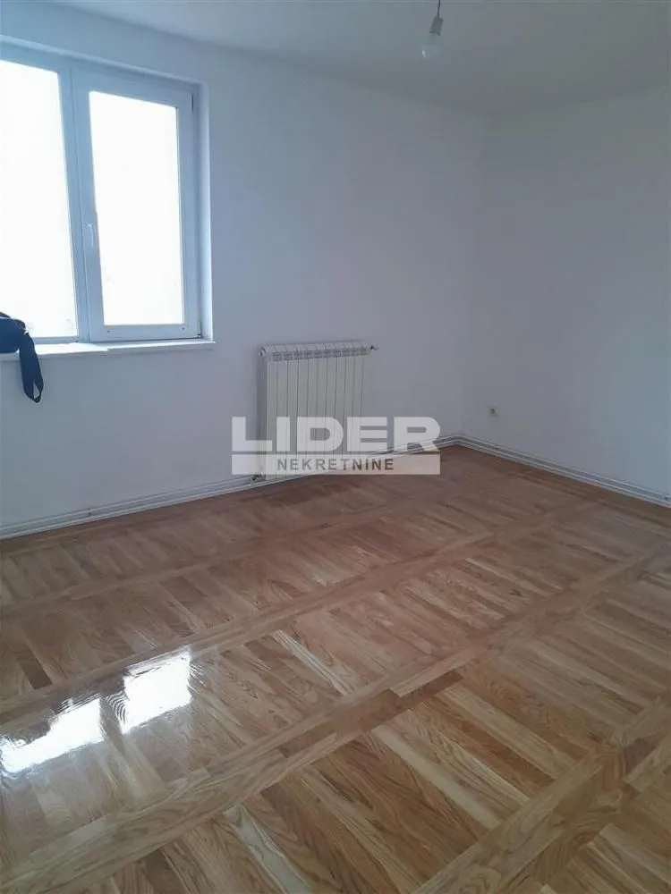 Prodaja, dvosoban stan, 55m², Višnjička Banja, Palilula Sve Podlokacije