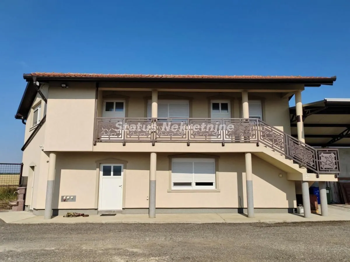 Rent, office space, 528m², Rumenka, Novi Sad Sve Podlokacije