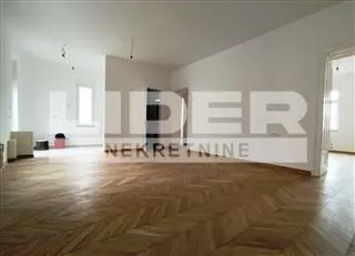 Prodaja, četvorosoban stan, 115m², Stari Grad, Beograd