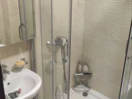 Izdavanje, jednosoban stan, 42m2, Bečići, Budva
