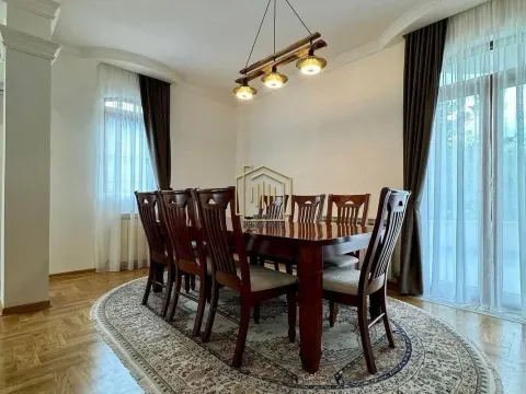 Rent, house, 280m², Zabjelo, Podgorica - image 2