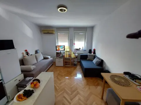 Rent, studio apartment, 24m², Centar, Novi Sad - image 3
