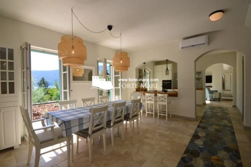 Prodaja, kuća, 184m², Baošići, Herceg Novi