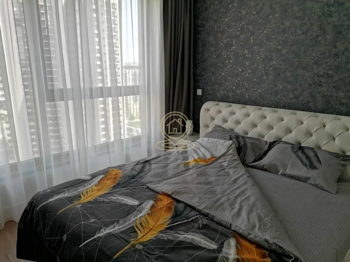 Izdavanje, trosoban stan, 70m², Savski Venac, Beograd