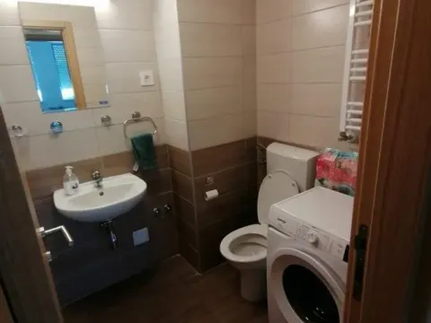 Rent, one bedroom apartment, 47m², Novo naselje, Novi Sad - image 8