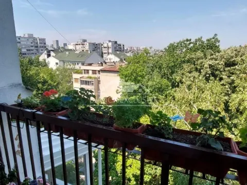 Prodaja, jednosoban stan, 41m², Brace Jerković, Voždovac Sve Podlokacije