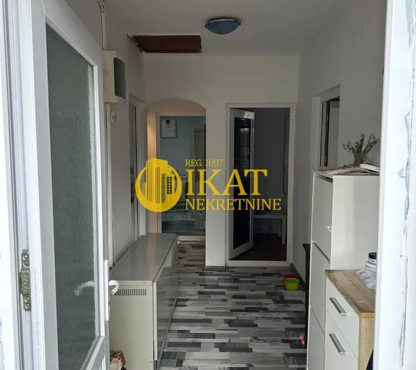 Prodaja, četvorosoban stan, 80m², Kumodraž 1, Kumodraž Sve Podlokacije