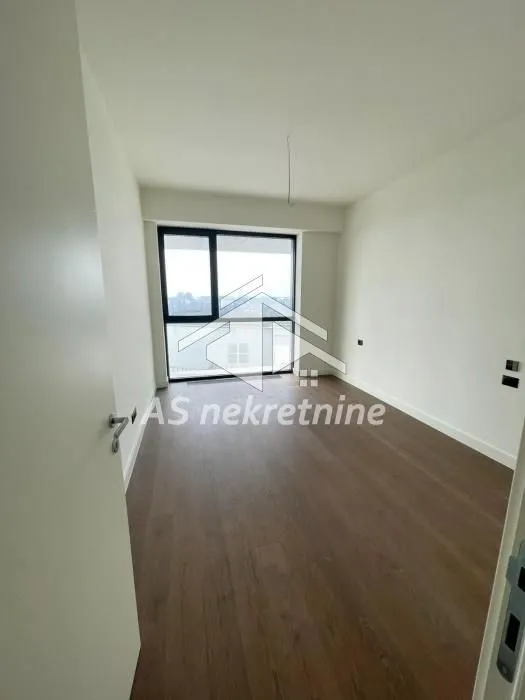 Rent, four bedroom apartment, 148m², Savski Venac, Beograd