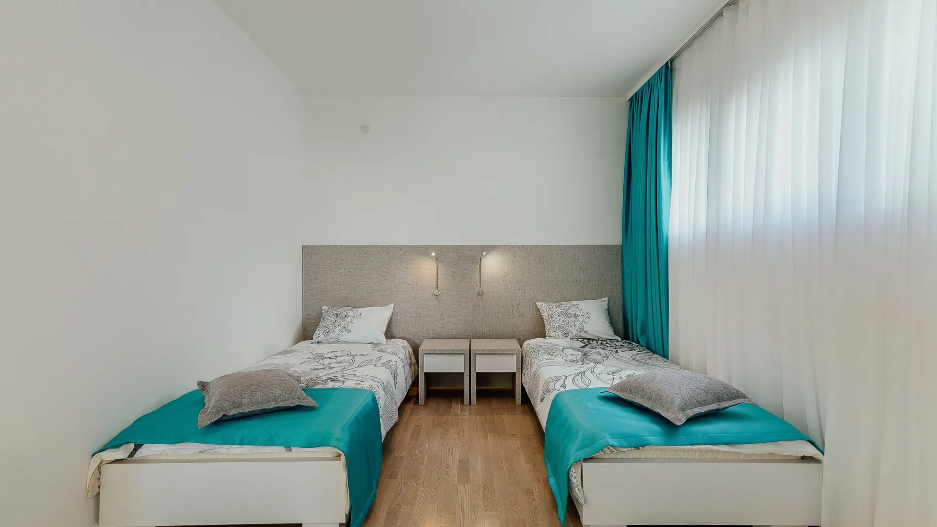 Prodaja, kuća, 282m², Njivice, Herceg Novi