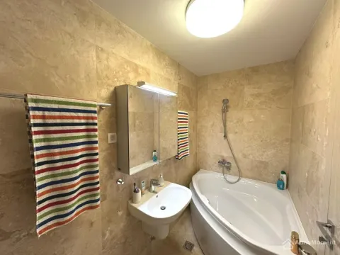 Sale, three bedroom apartment, 107m², Kostanjica, Kotor - image 11