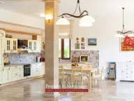 Prodaja, kuća, 971m², Petrovac, Budva - image 19