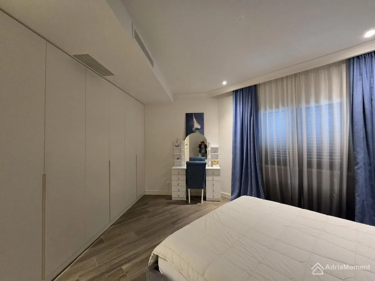 Prodaja, dvosoban stan, 99m², Luštica Bay, Tivat
