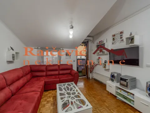 Prodaja, jednosoban stan, 45m², Novi Beograd Blok 62, Novi Beograd Sve Podlokacije - image 2