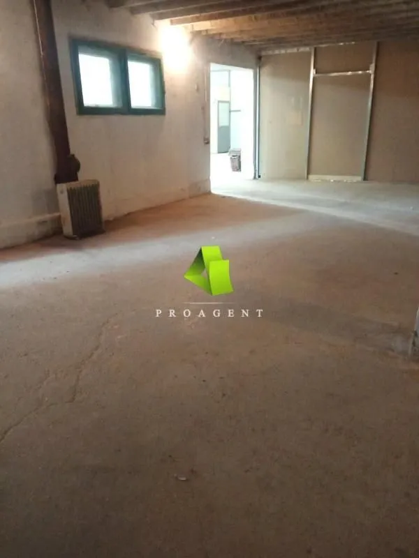 Rent, office space, 520m², Crveni Krst, Niš