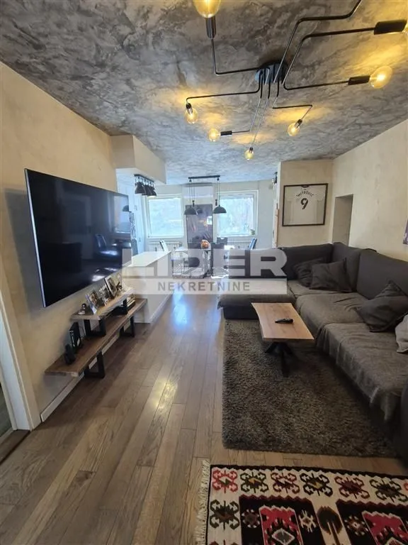 Izdavanje, četvorosoban stan, 100m², Voždovac Sve Podlokacije, Beograd