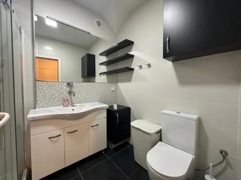 Rent, two bedroom apartment, 37m², Dorćol Sve Podlokacije, Beograd - image 9