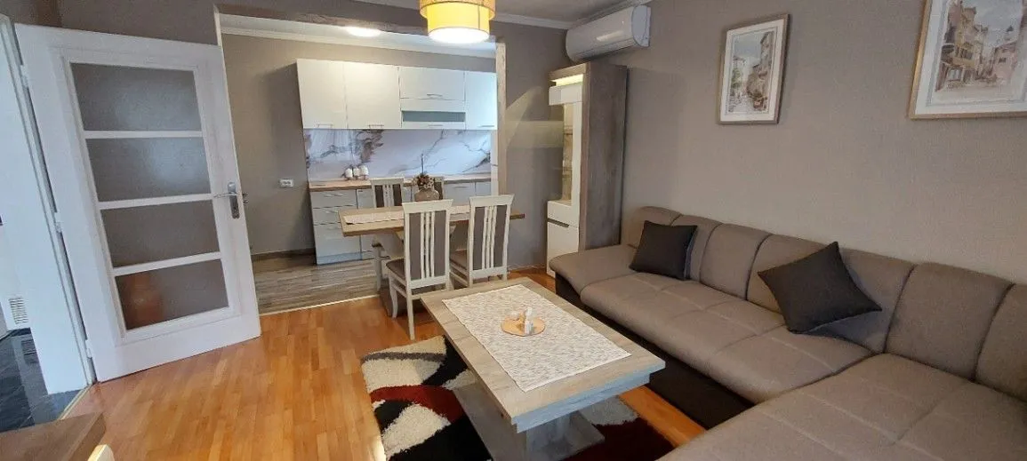 Rent, two bedroom apartment, 90m², Cetinje, Crna Gora