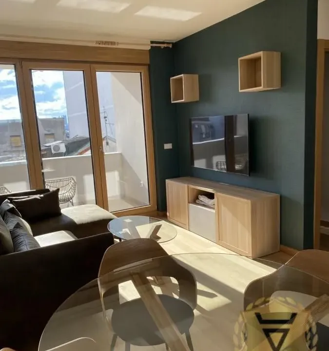 Izdavanje, dvosoban stan, 48m², Neimar, Vračar Sve Podlokacije