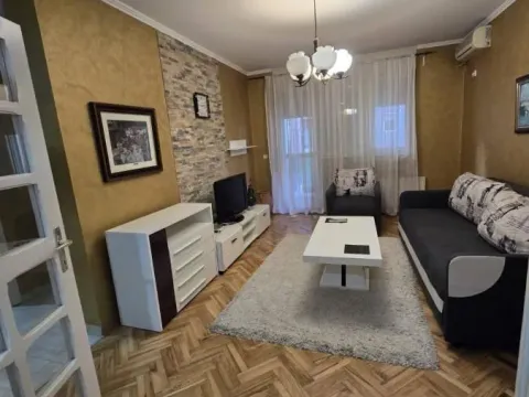 Rent, two bedroom apartment, 60m², Grbavica, Novi Sad Sve Podlokacije - image 4