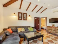 Prodaja, dvosoban stan, 92m2, Kostanjica, Kotor