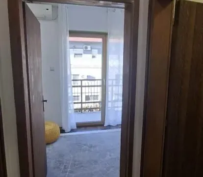 Izdavanje, jednosoban stan, 30m², Altina, Beograd - image 2