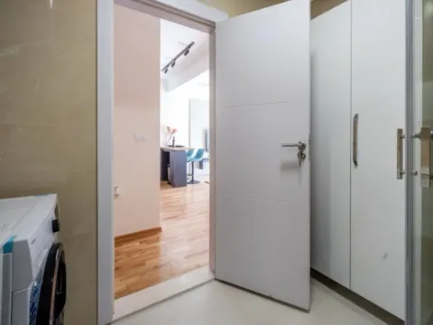 Sale, one bedroom apartment, 53m², Ulcinj, Crna Gora - image 3