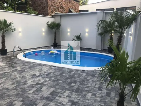 Prodaja, kuća, 250m², Medijana, Niš - image 2