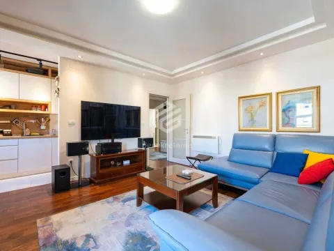 Prodaja, dvosoban stan, 68m², Central Point, Podgorica - image 2