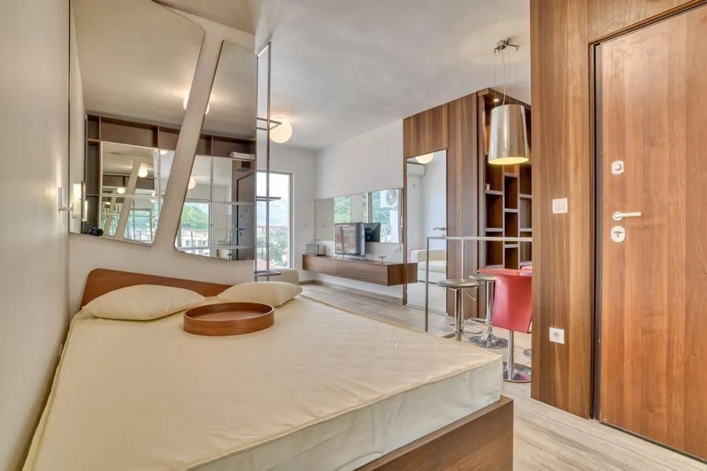 Rent, studio apartment, 40m², Budva, Crna Gora