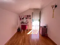 Rent, house, 120m², Tološi, Podgorica - image 8