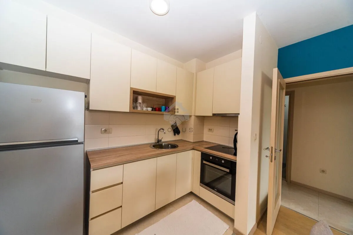 Izdavanje, jednosoban stan, 49m², City Kvart, Podgorica