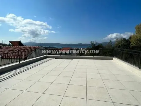 Sale, house, 273m², Tivat, Crna Gora - image 18