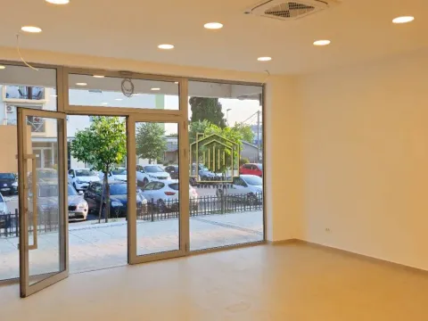Izdavanje, poslovni prostor, 46m², Zabjelo, Podgorica - image 2
