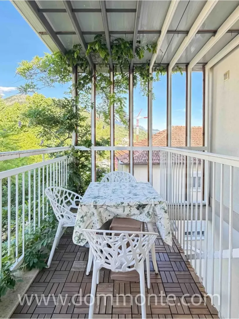 Rent, two bedroom apartment, 100m², Gornja Lastva, Tivat