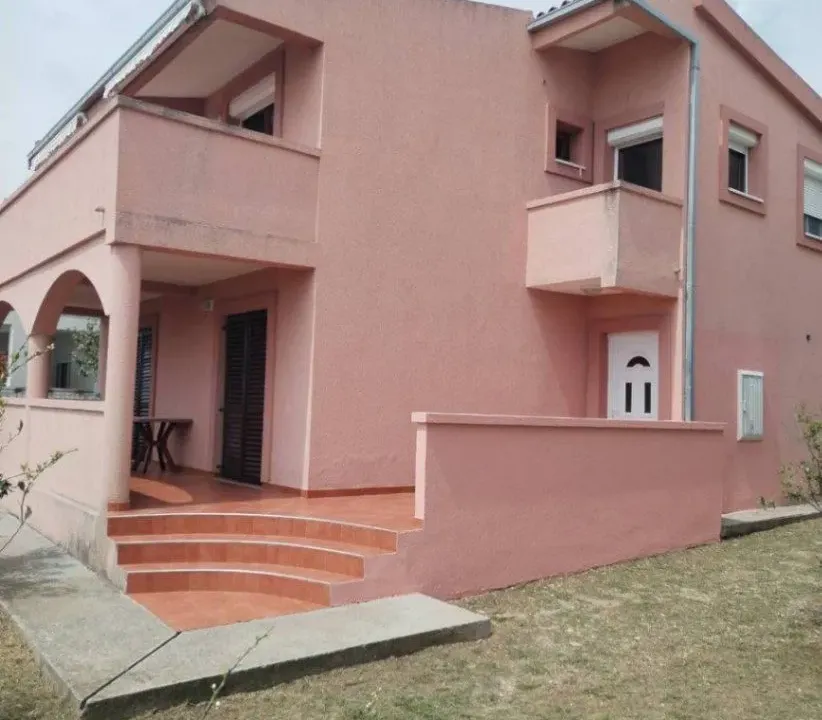 Sale, house, 220m², Šušanj, Bar