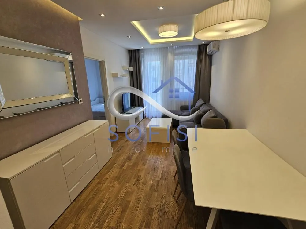 Izdavanje, dvosoban stan, 35m², Socijalno, Novi Sad Sve Podlokacije