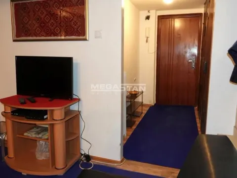 Prodaja, dvosoban stan, 80m², Klinički Centar, Beograd - image 2