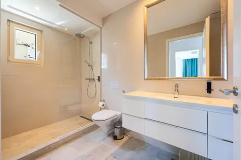 Prodaja, dvosoban stan, 118m², Luštica Bay, Tivat - image 11