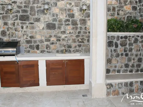 Prodaja, kuća, 300m², Krašići, Tivat - image 32