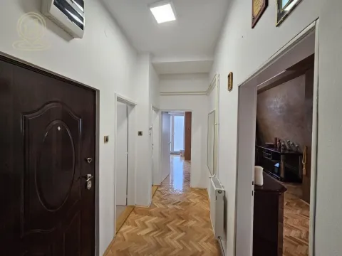 Izdavanje, četvorosoban stan, 85m², Hala Pionir, Palilula Sve Podlokacije - image 4