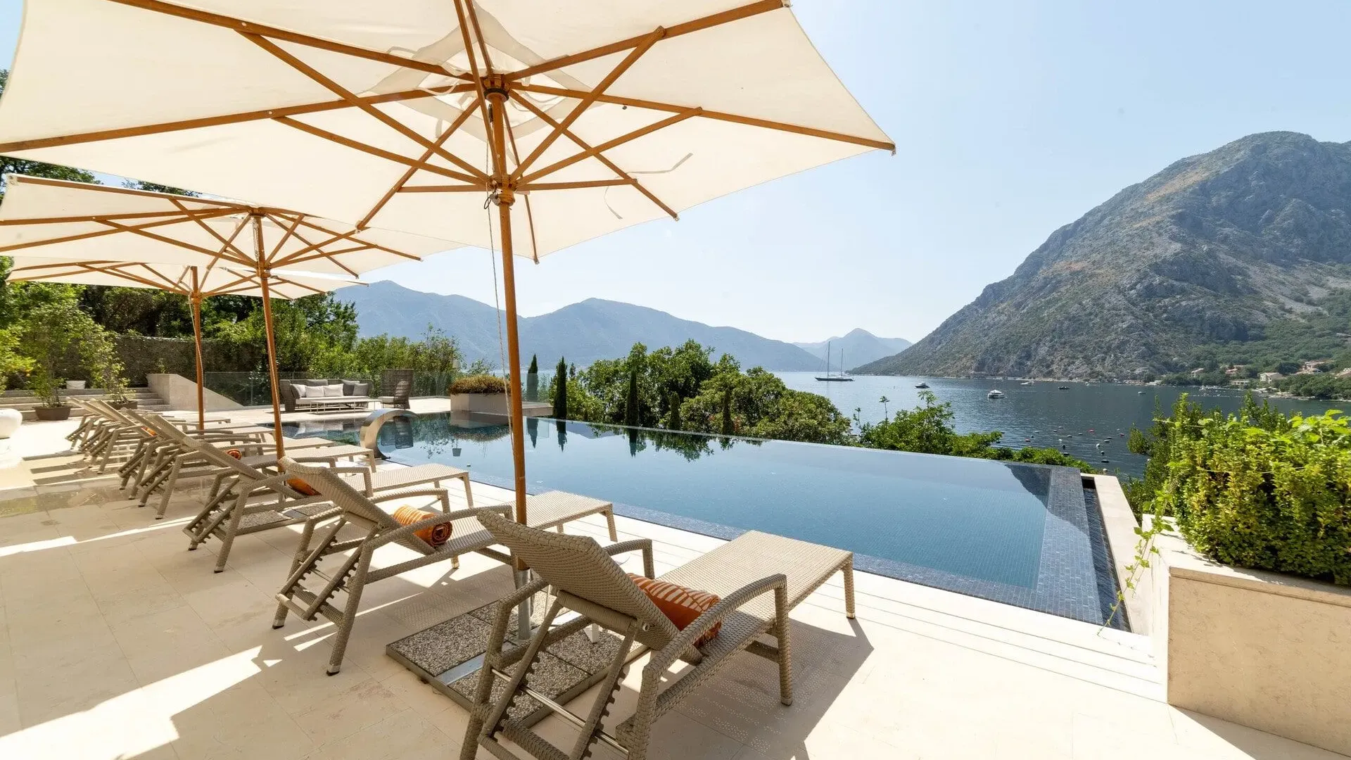 Prodaja, kuća, 526m², Orahovac, Kotor