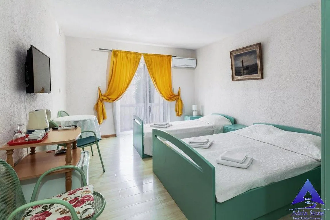 Prodaja, ugostiteljski objekat, 487m², Velji Vinogradi, Budva