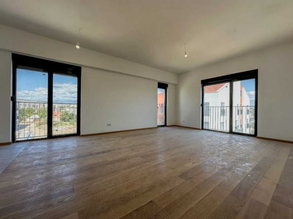 Prodaja, trosoban stan, 110m², Zabjelo, Podgorica