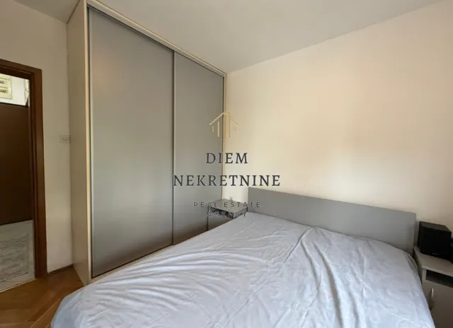 Izdavanje, jednosoban stan, 35m², Stari Aerodrom, Podgorica