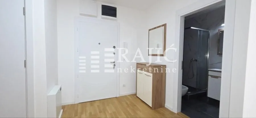 Rent, three bedroom apartment, 68m², Višnjica, Palilula Sve Podlokacije